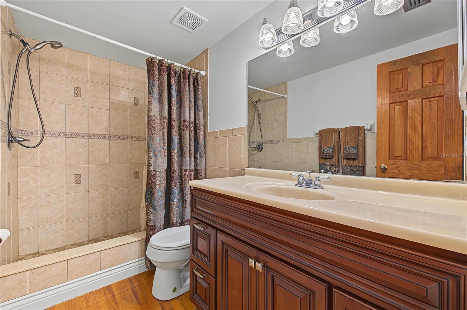 8239 VASSAR CIR — photo 21