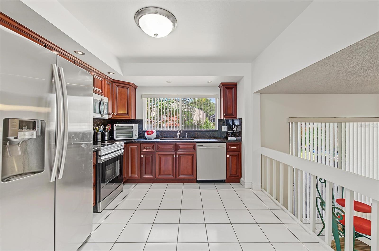 8239 VASSAR CIR — photo 13