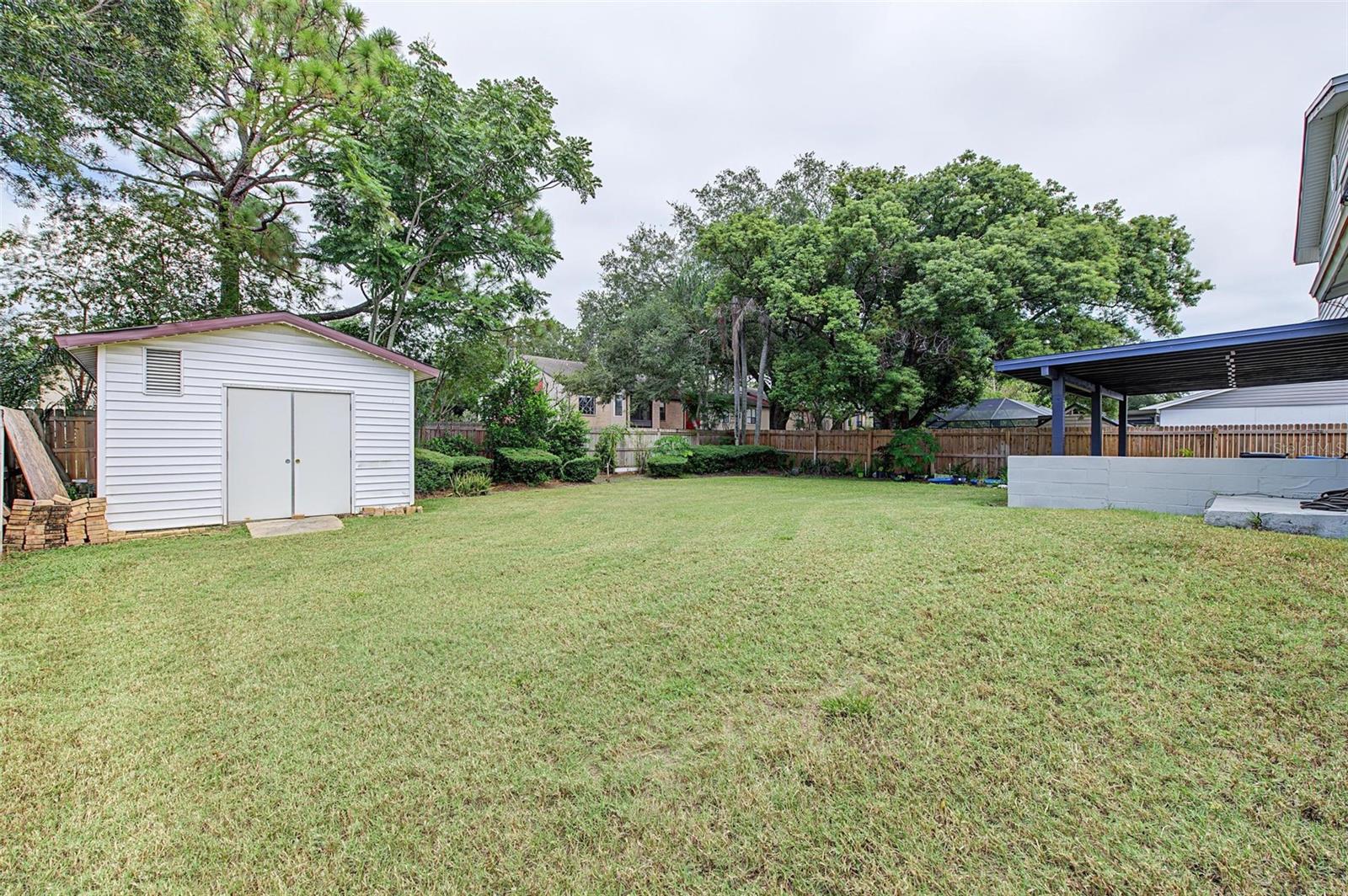 8239 VASSAR CIR — photo 32