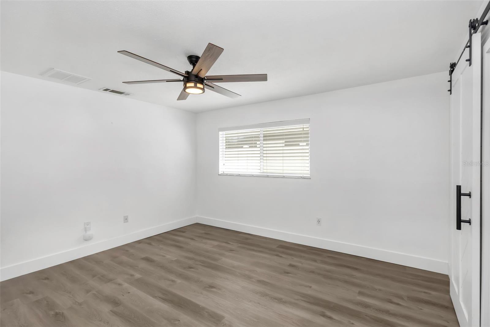 1071 SUEMAR RD — photo 18