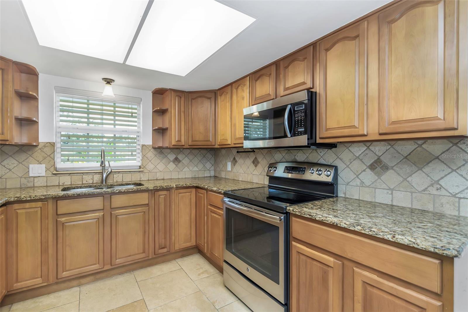 1071 SUEMAR RD — photo 14