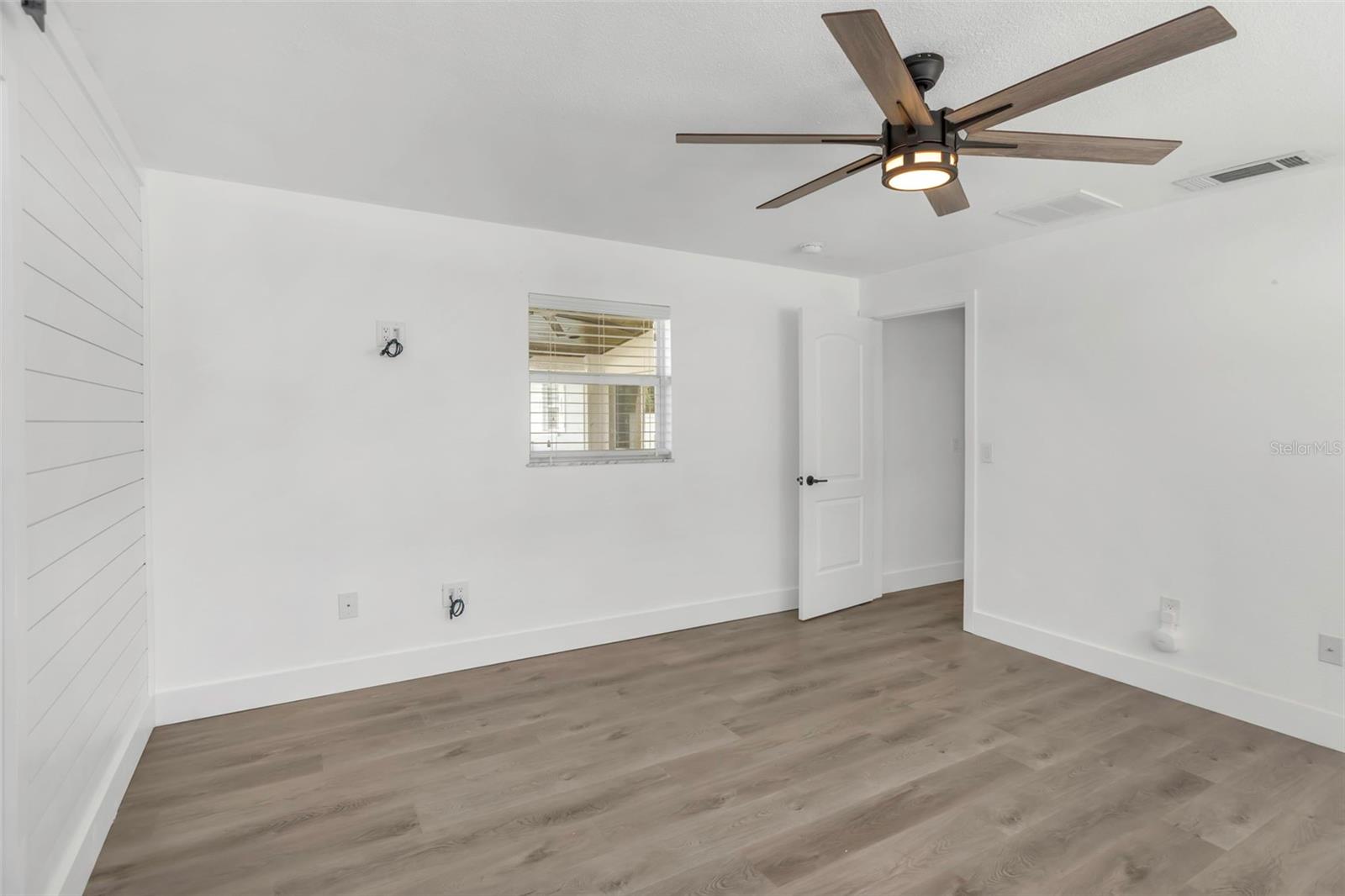 1071 SUEMAR RD — photo 17