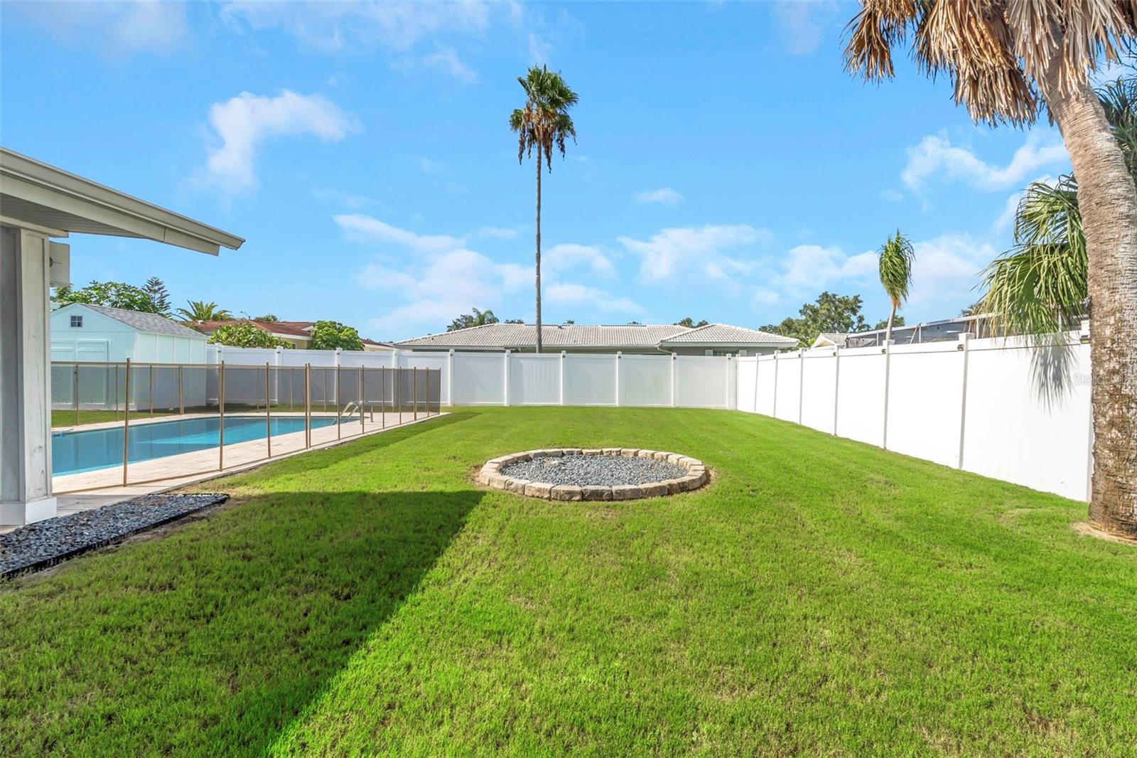 1071 SUEMAR RD — photo 47