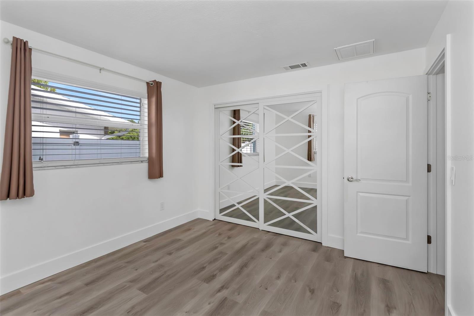 1071 SUEMAR RD — photo 29