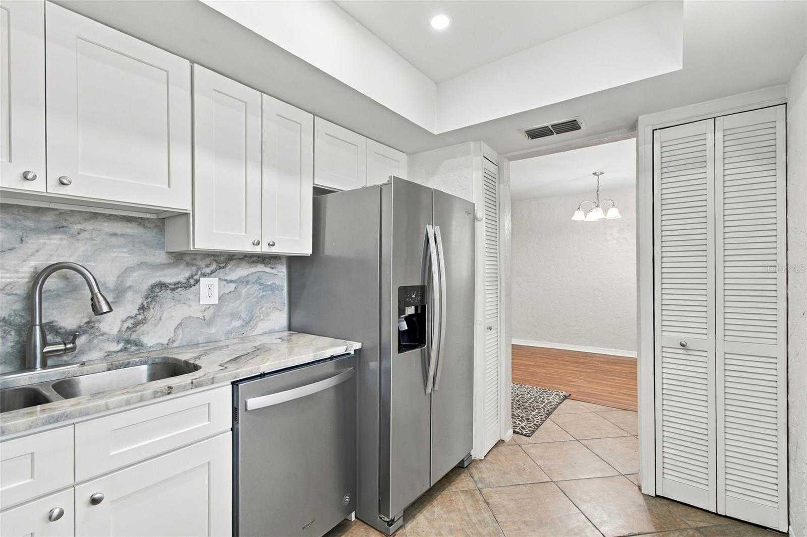3036 EASTLAND BLVD #E105 — photo 9