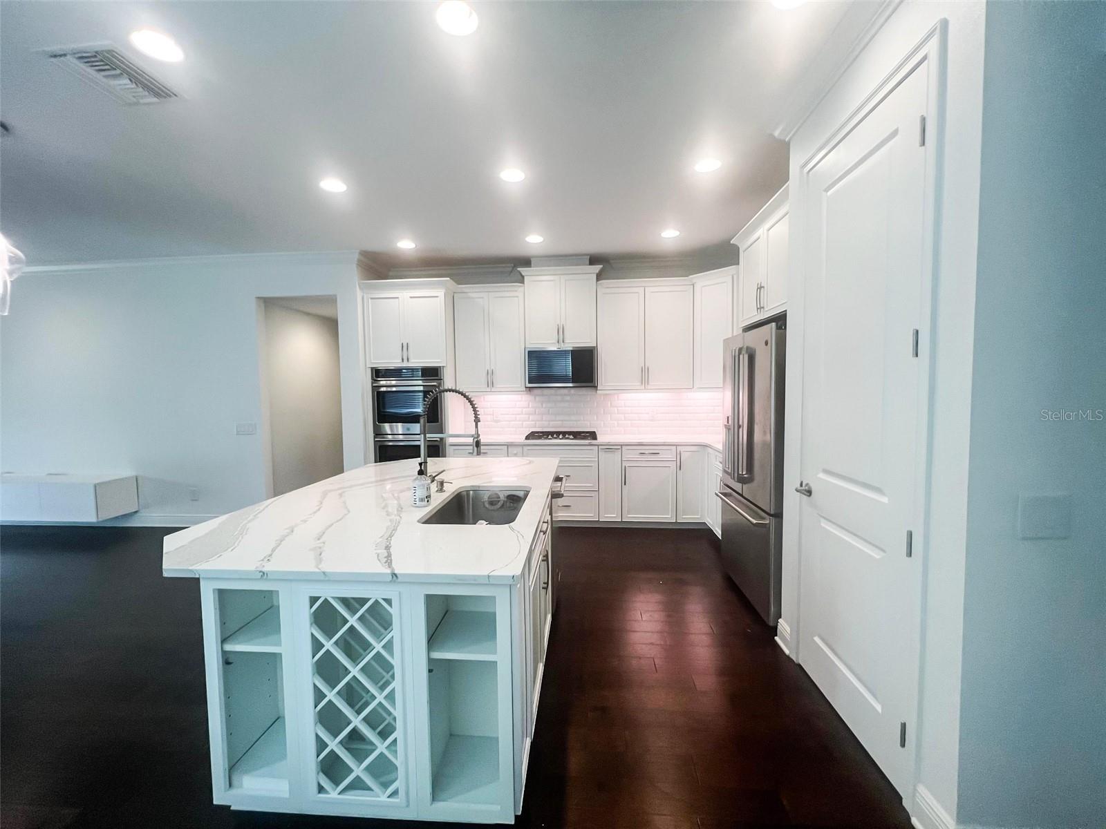 3847 MELLON DR — photo 5
