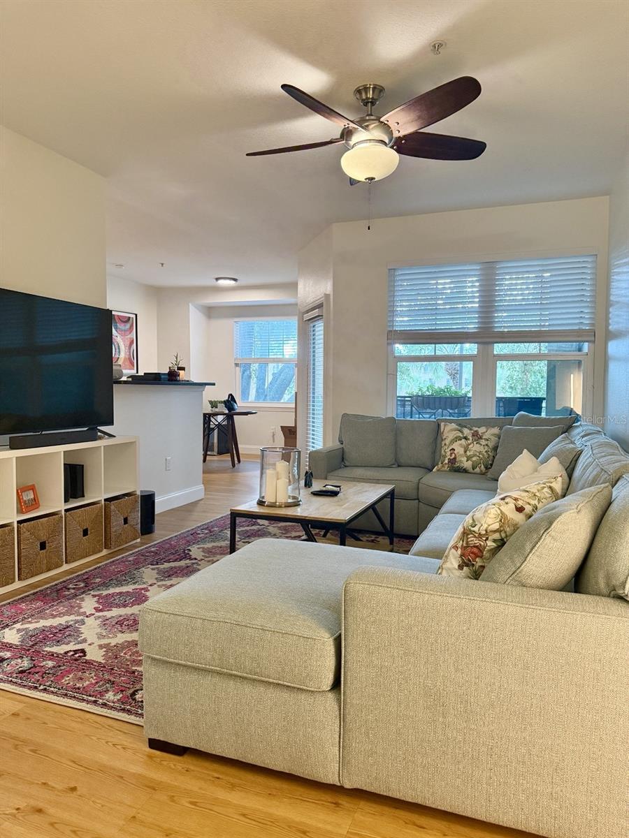 1810 E PALM AVE #5202 — photo 2
