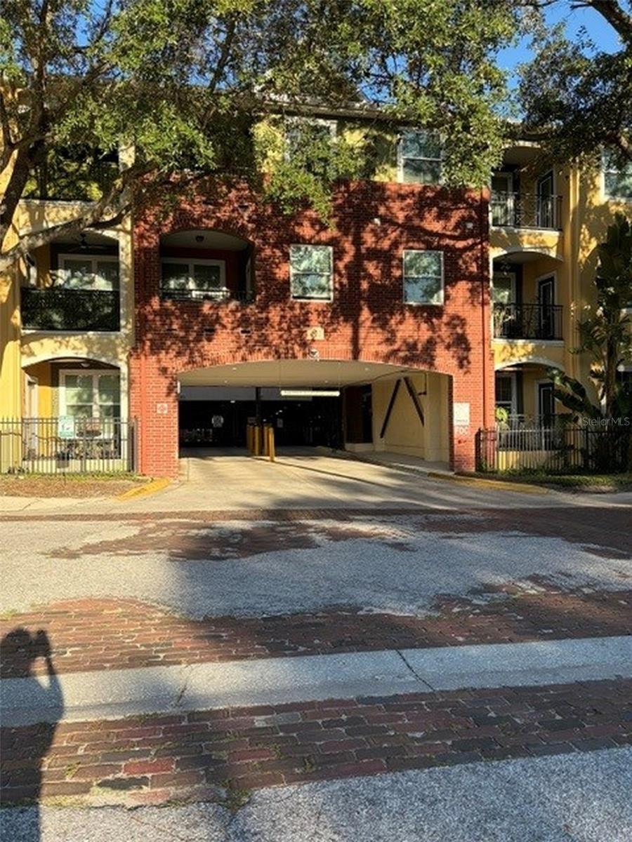 1810 E PALM AVE #5202 — photo 29