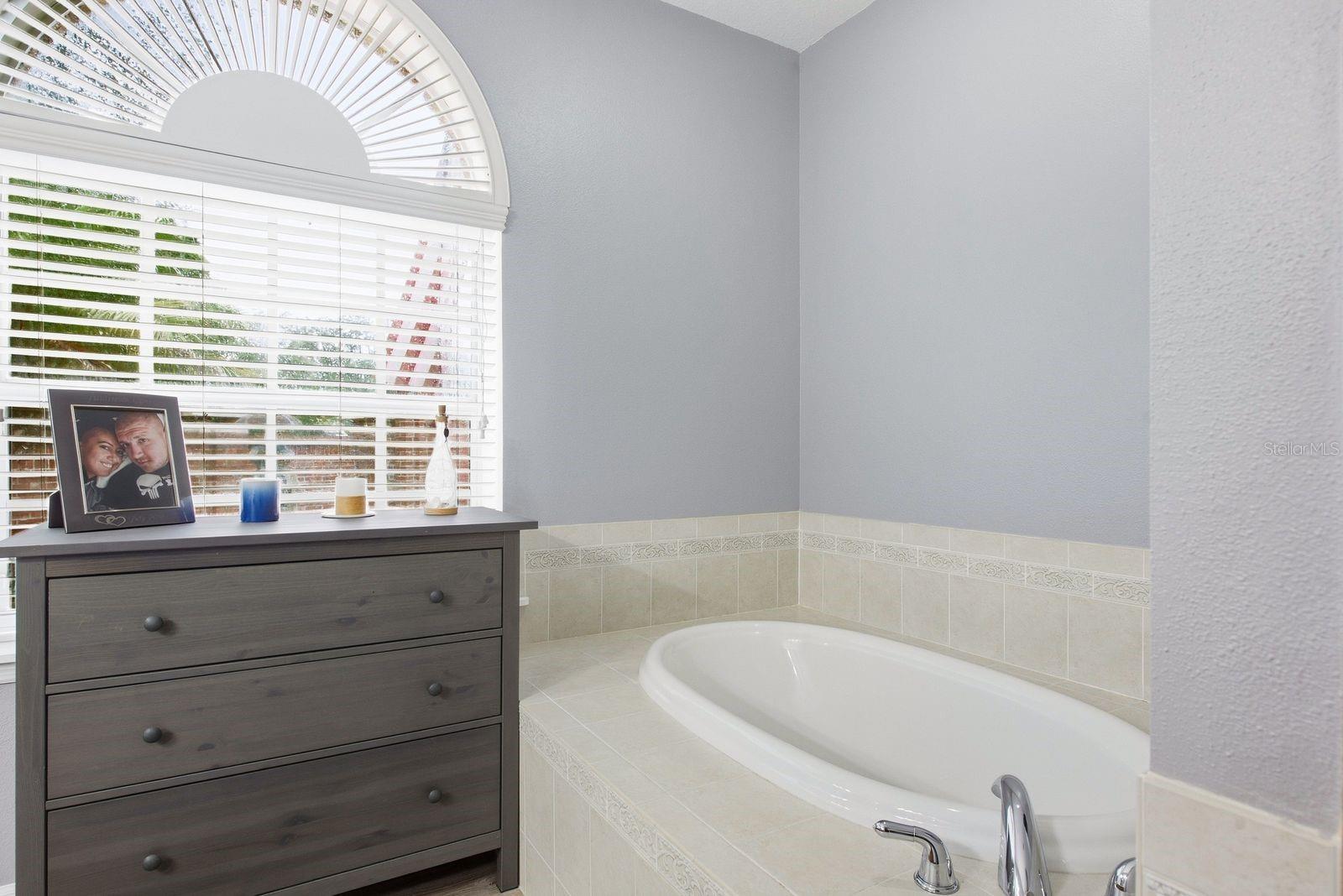 6728 THACKSTON DR — photo 19