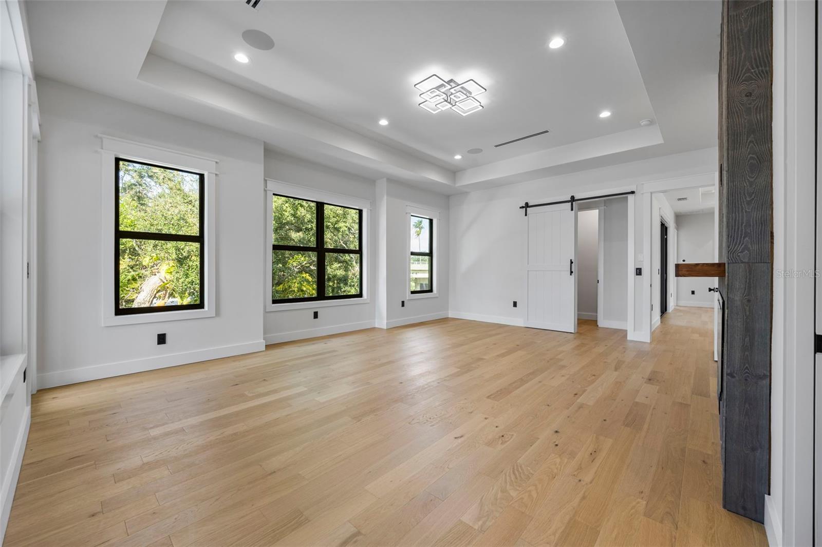 3701 S LYNWOOD AVE — photo 61