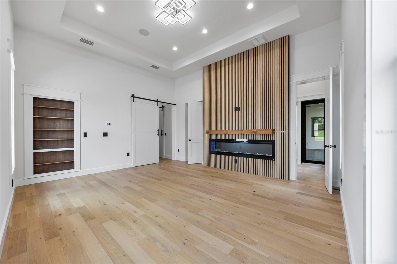 3701 S LYNWOOD AVE — photo 25