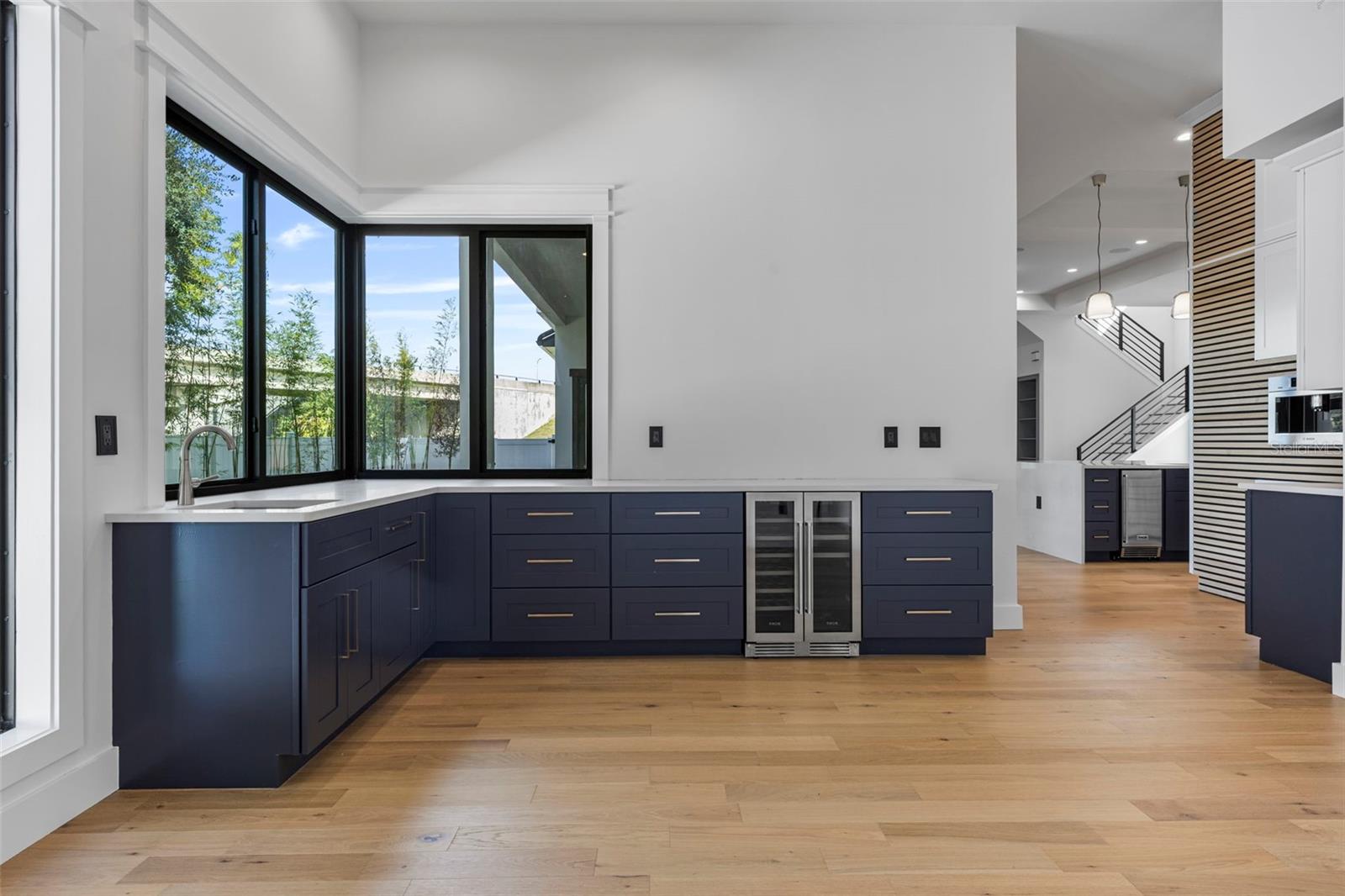 3701 S LYNWOOD AVE — photo 39