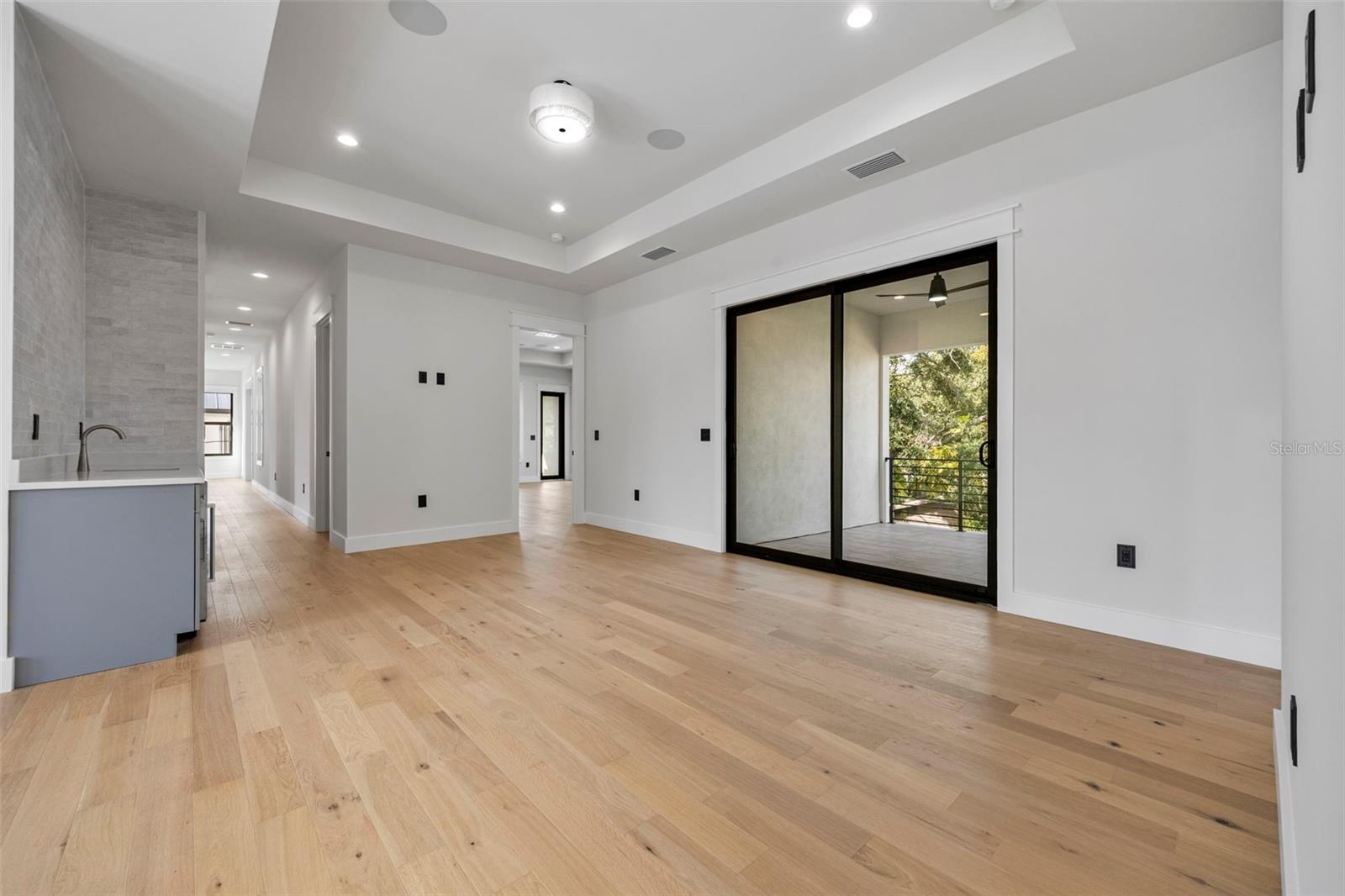 3701 S LYNWOOD AVE — photo 49