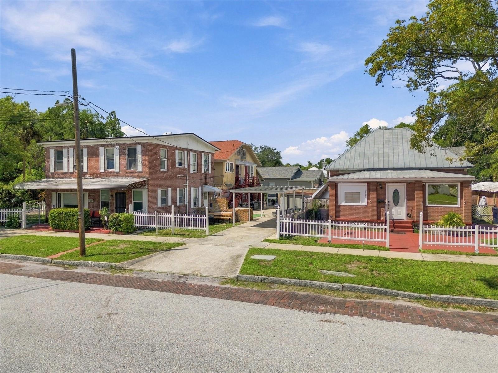 2402 N HIGHLAND AVE — photo 10