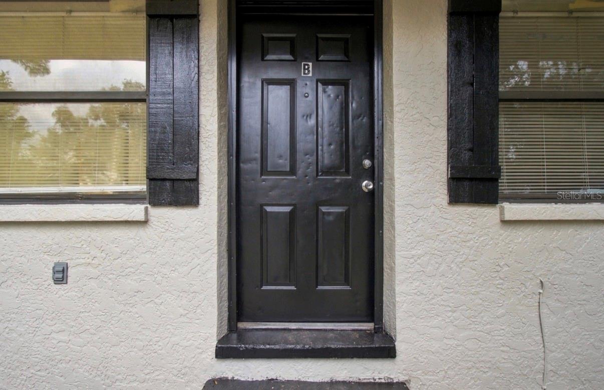 1504 E POINSETTIA AVE — photo 14