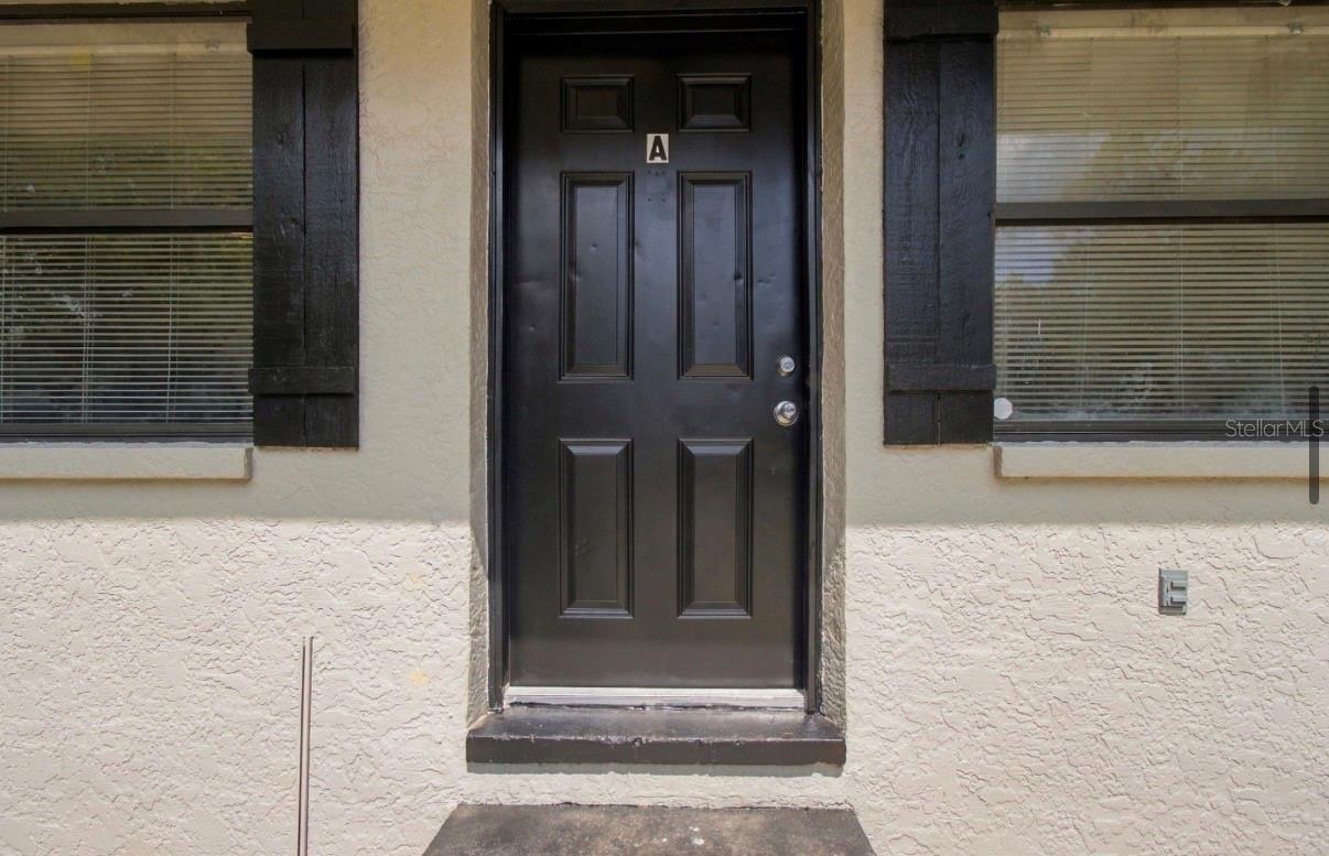 1504 E POINSETTIA AVE — photo 3