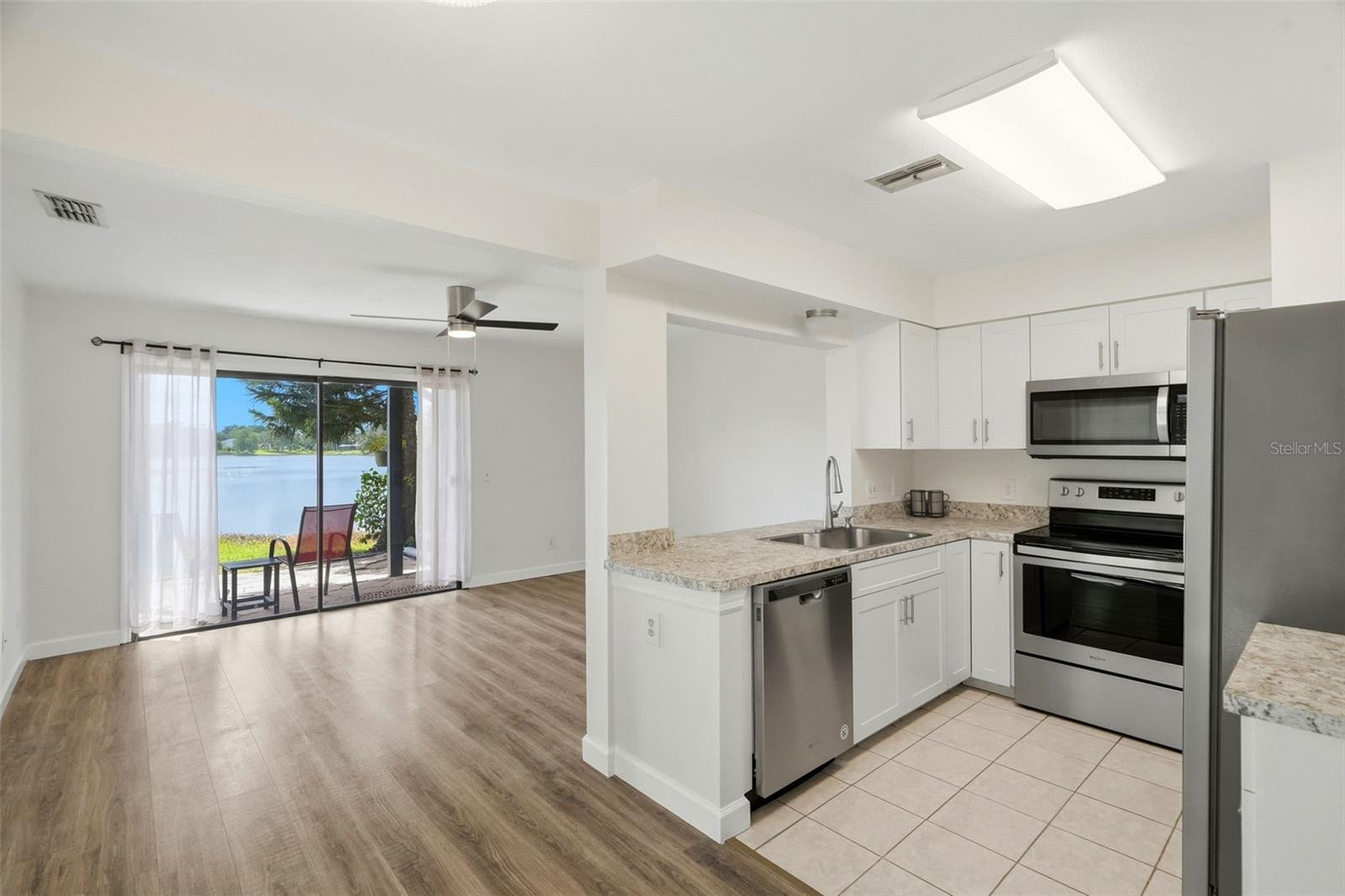 16602 BRIGADOON DR — photo 8