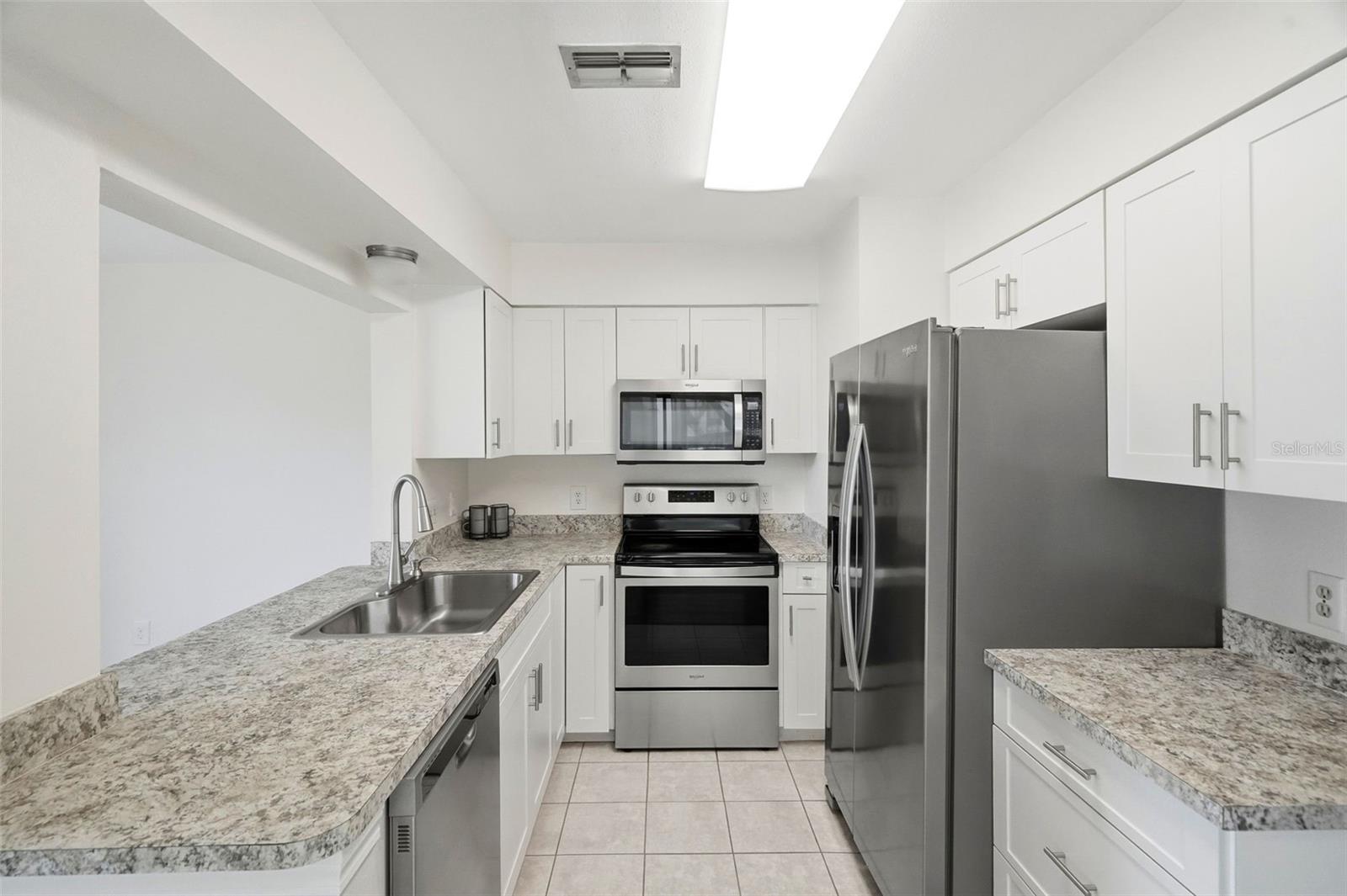 16602 BRIGADOON DR — photo 9