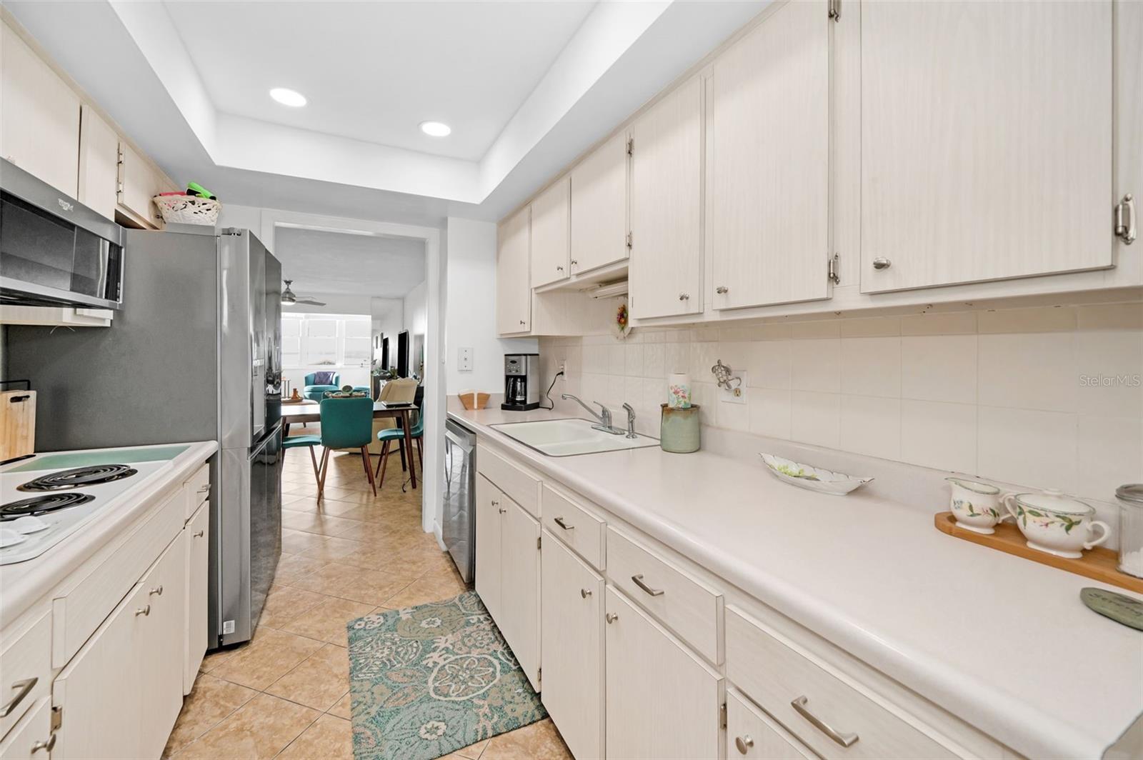 622 EDGEWATER DR #523 — photo 7