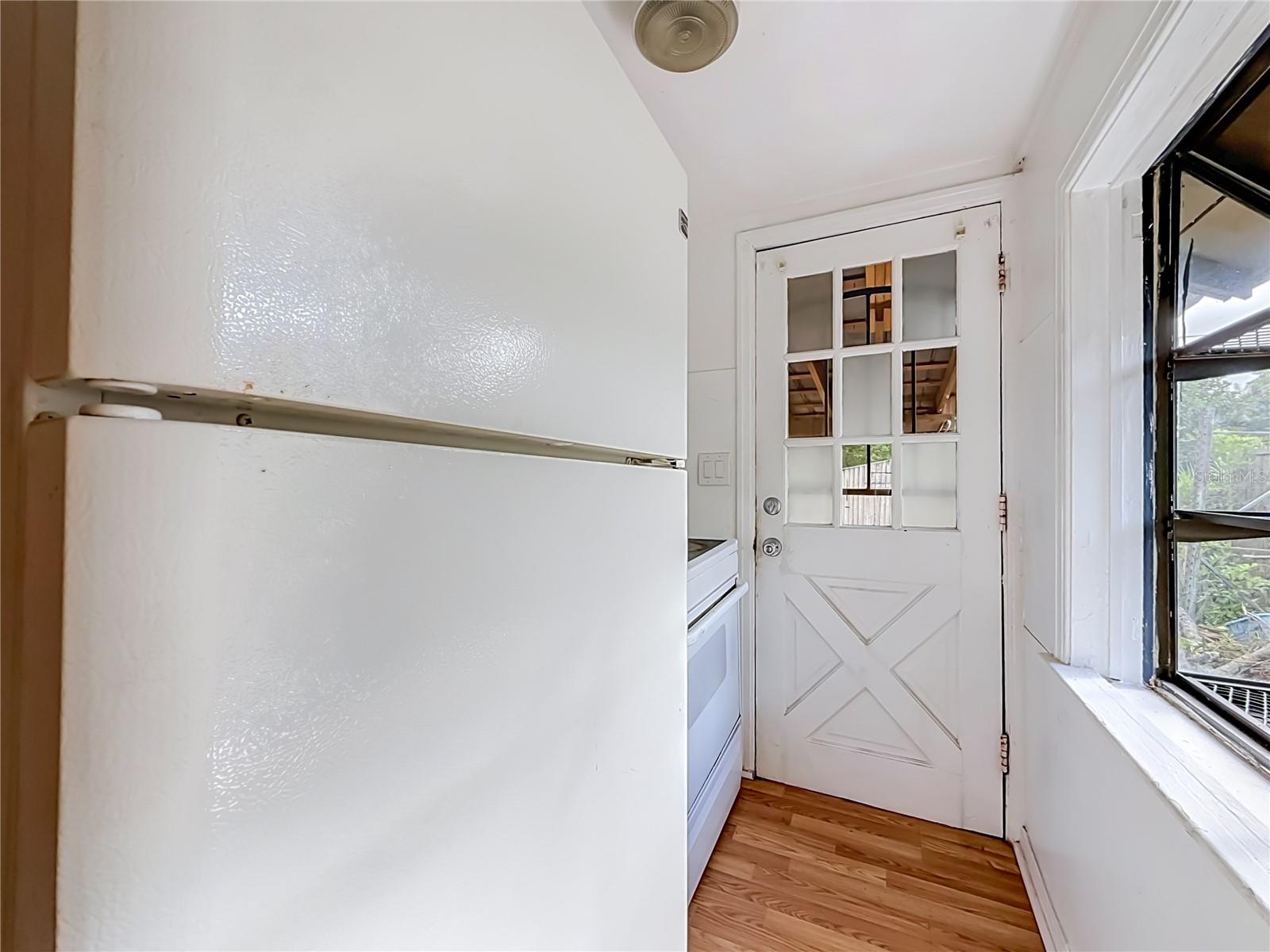 4519 HAINES RD N — photo 8