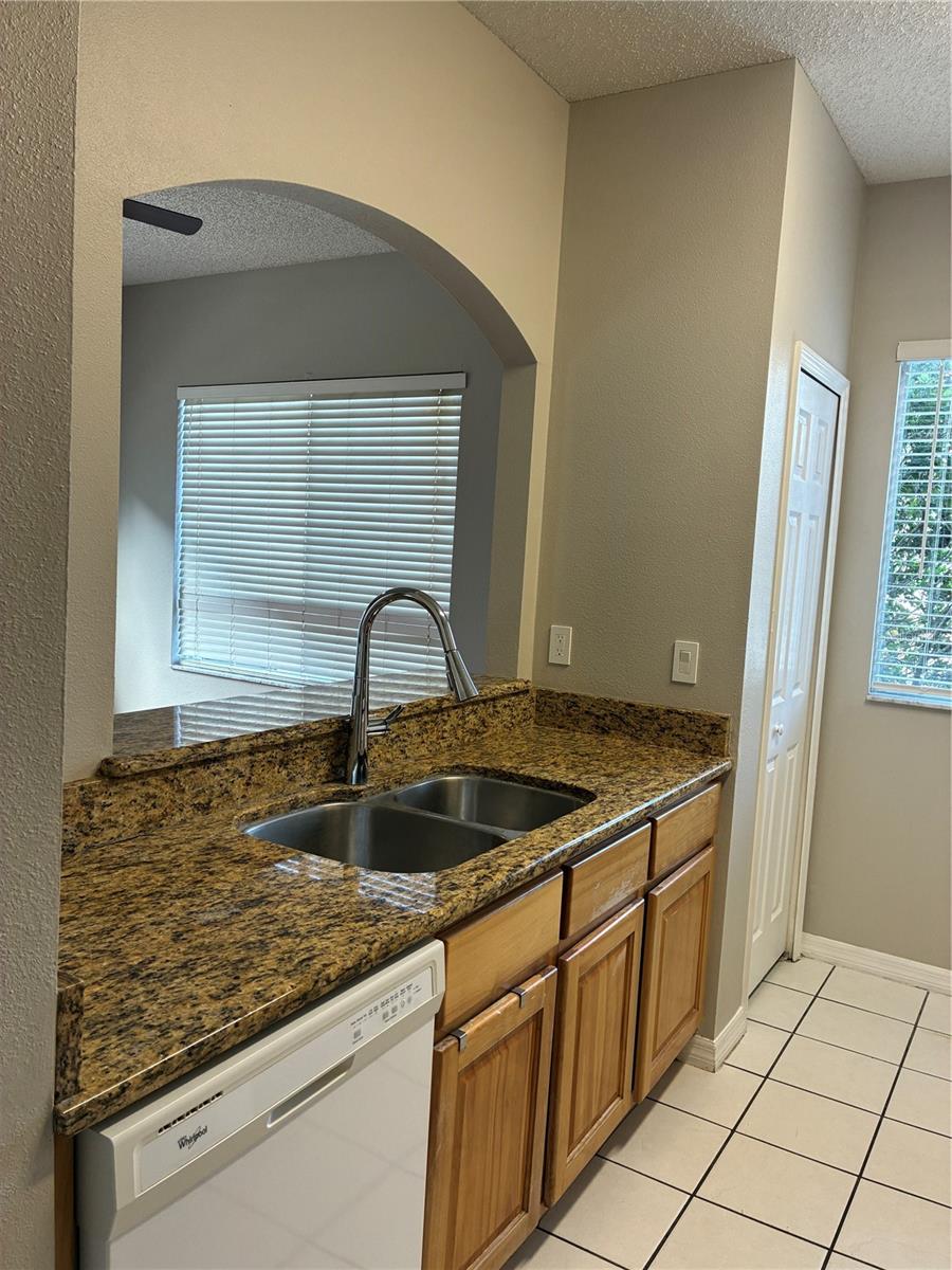 18143 PARADISE POINT DR — photo 12