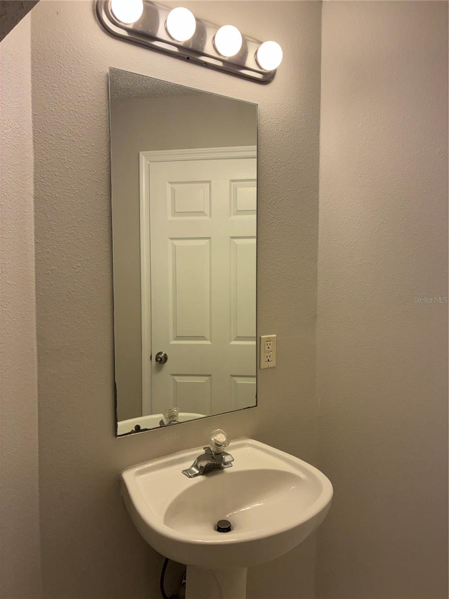 18143 PARADISE POINT DR — photo 15