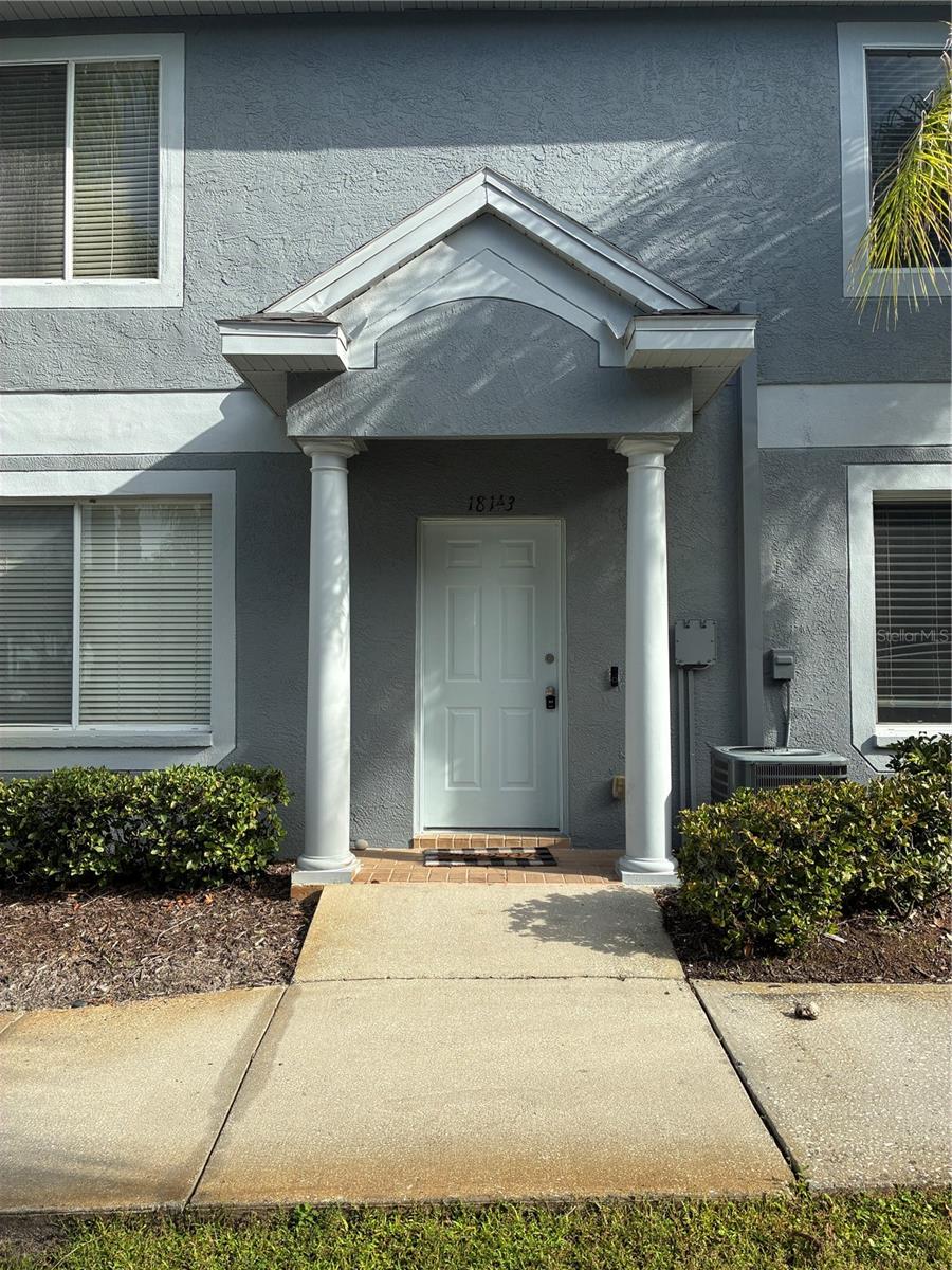 18143 PARADISE POINT DR — photo 2