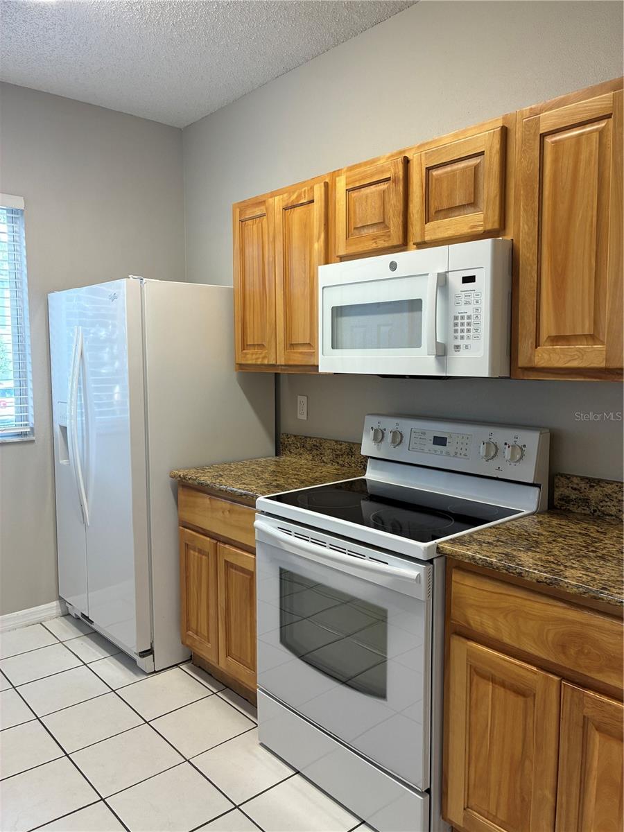 18143 PARADISE POINT DR — photo 13
