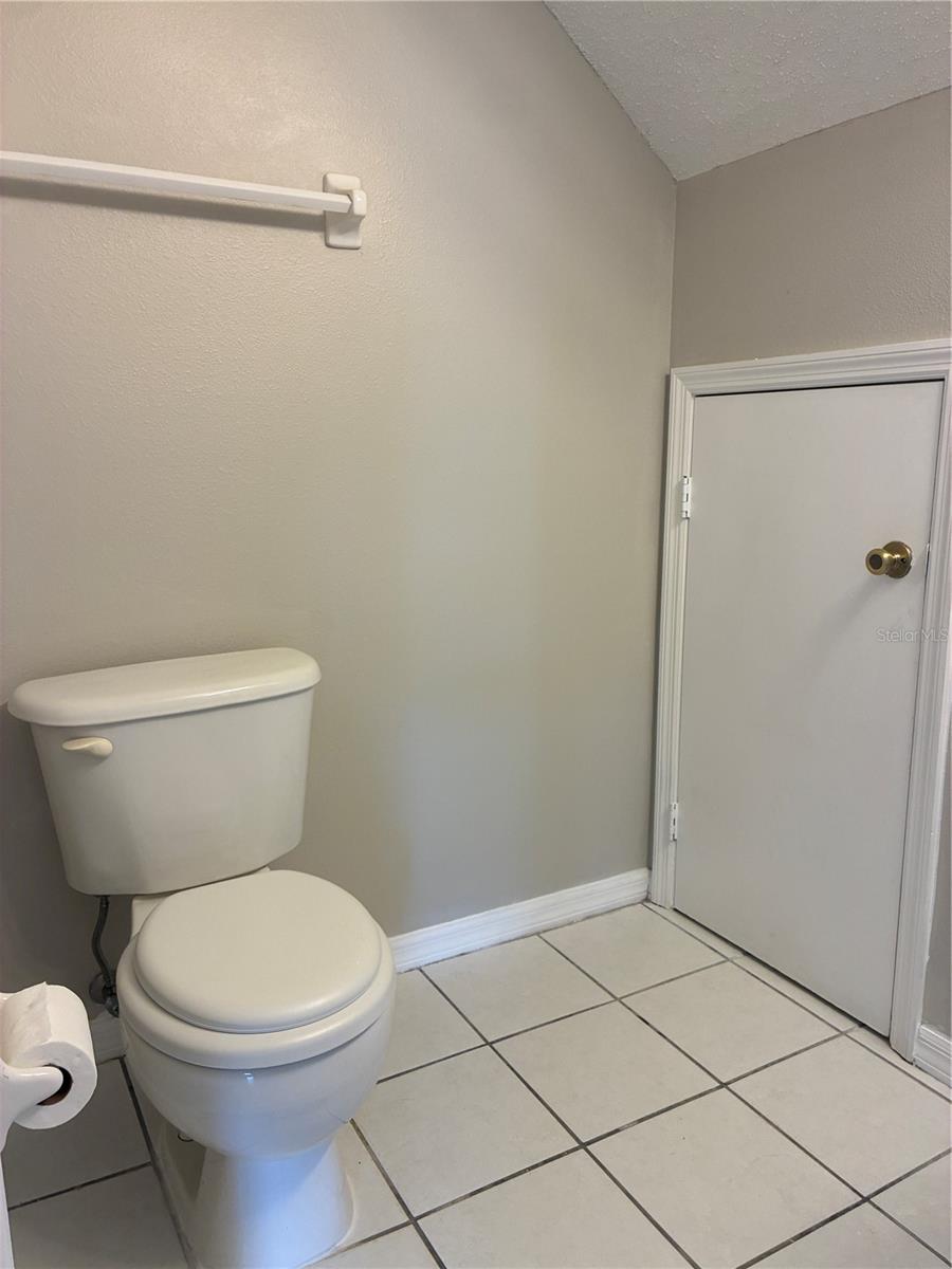 18143 PARADISE POINT DR — photo 16