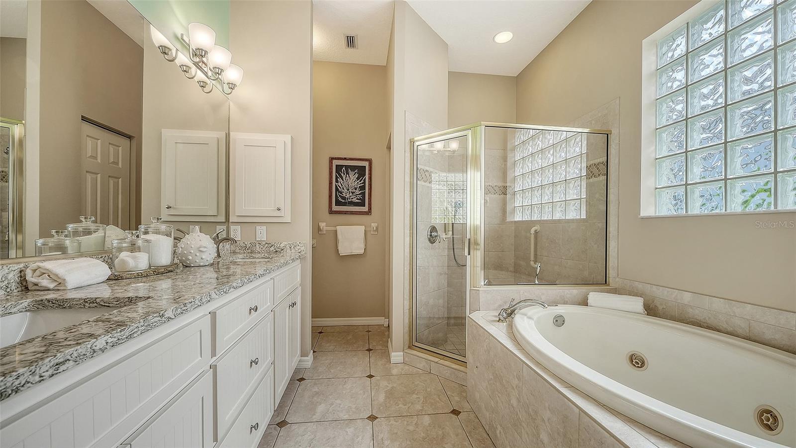 661 MISTY PINE DR — photo 32