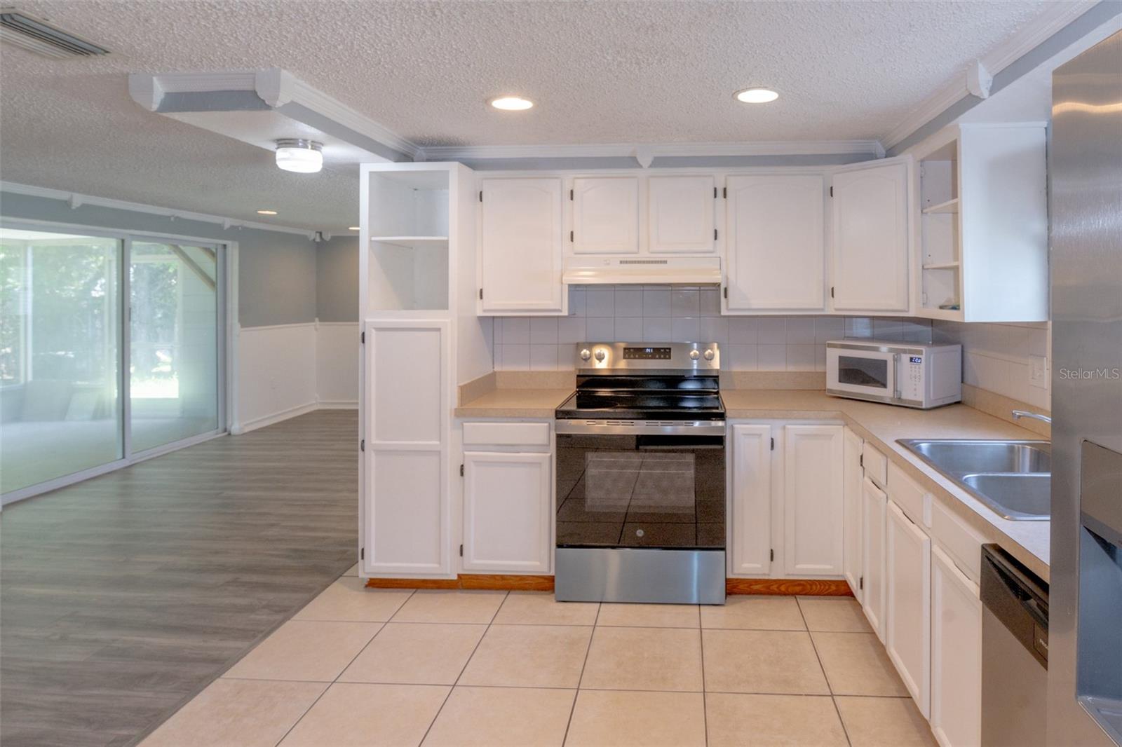 10840 NORWOOD AVE — photo 10