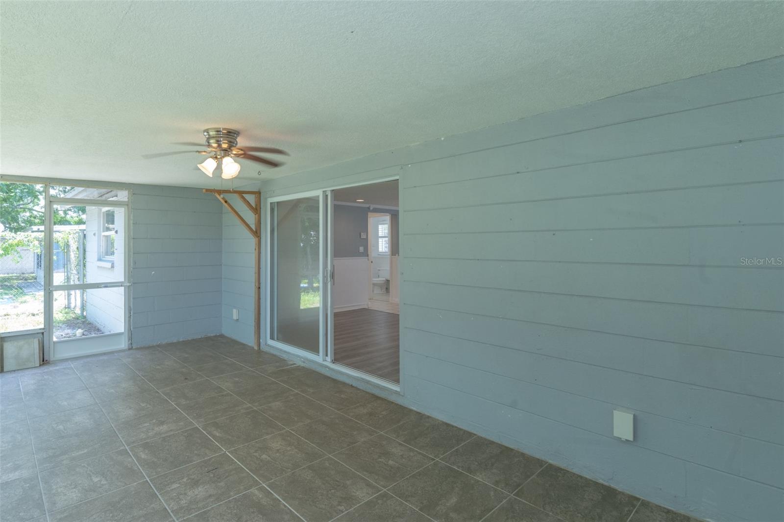 10840 NORWOOD AVE — photo 20