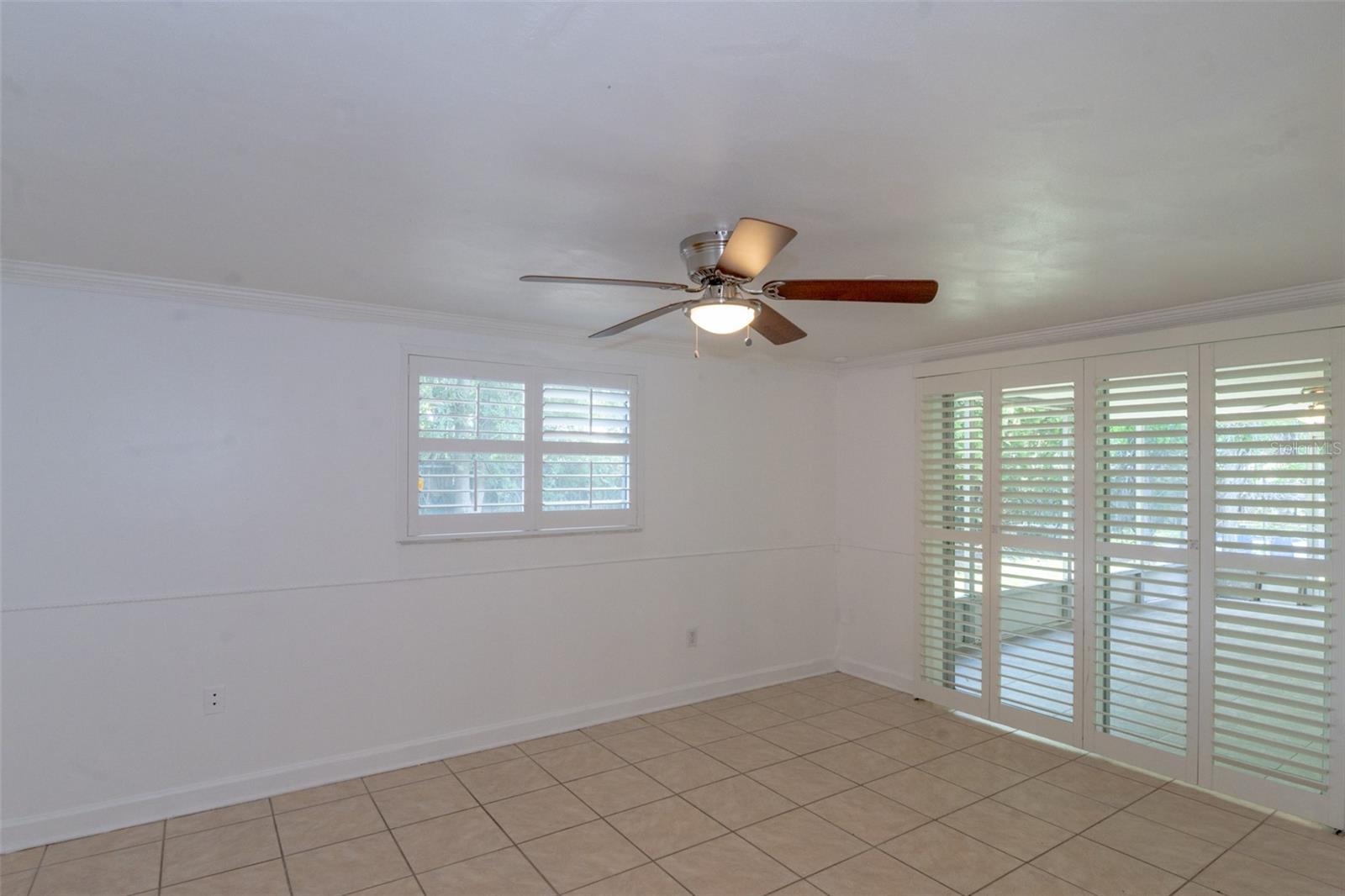 10840 NORWOOD AVE — photo 13