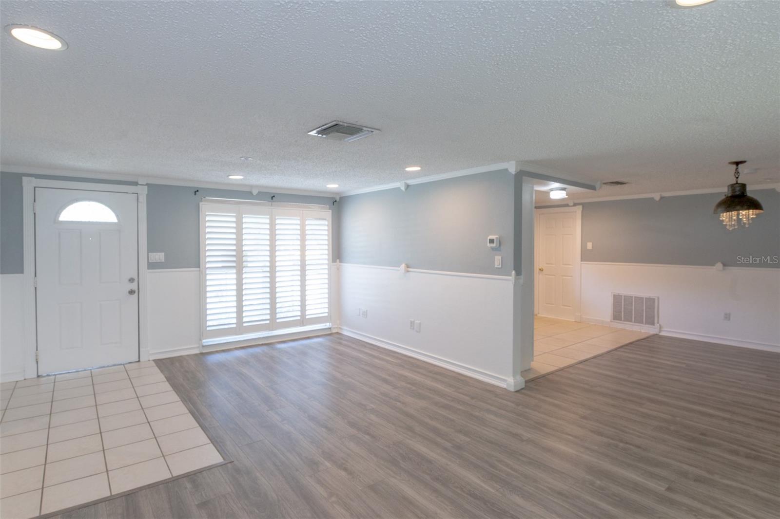 10840 NORWOOD AVE — photo 4