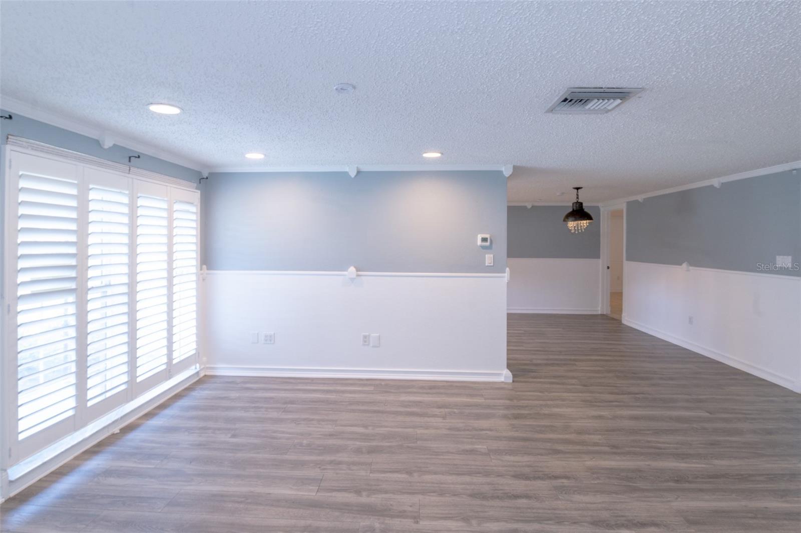 10840 NORWOOD AVE — photo 9