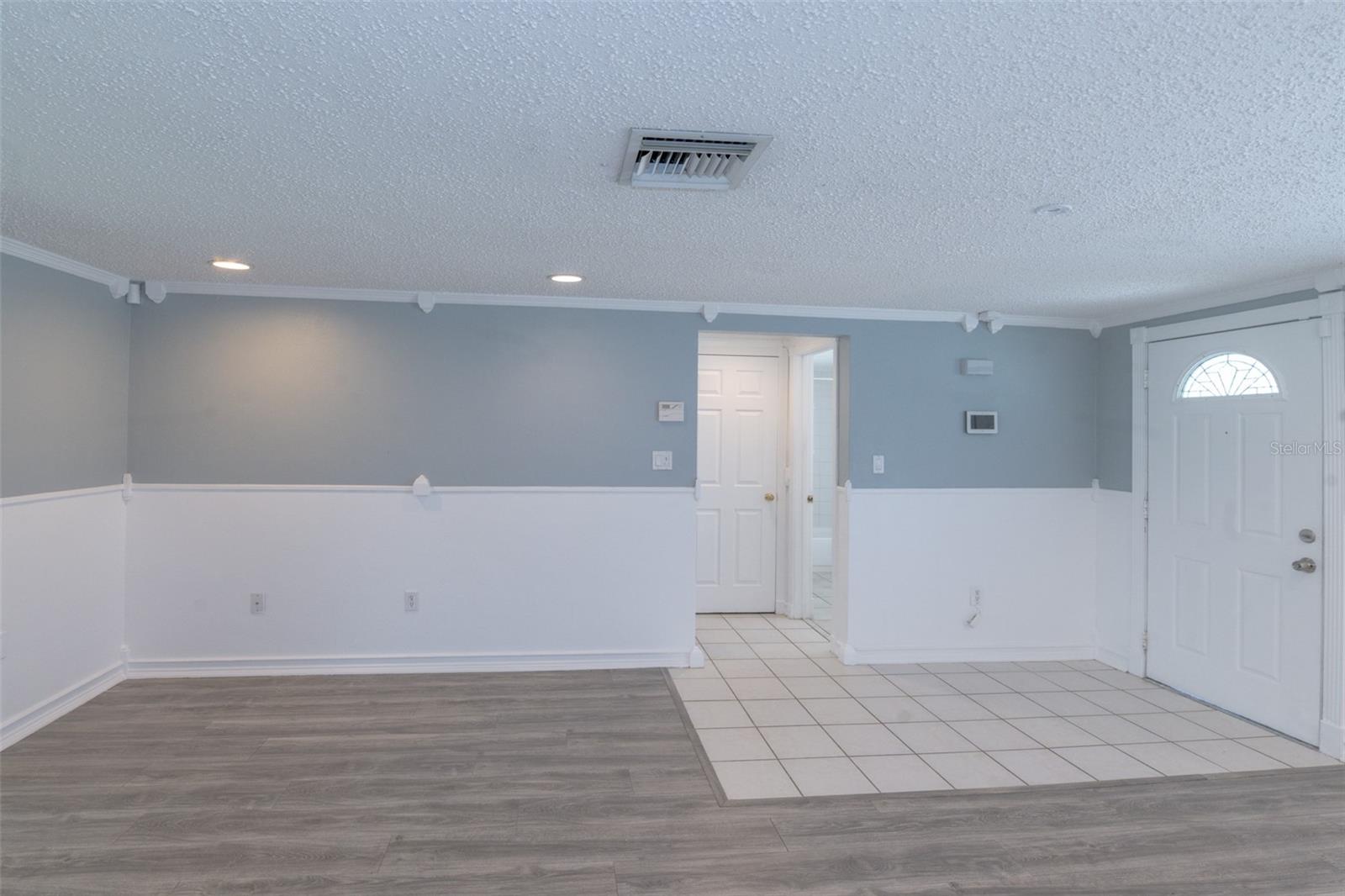 10840 NORWOOD AVE — photo 8