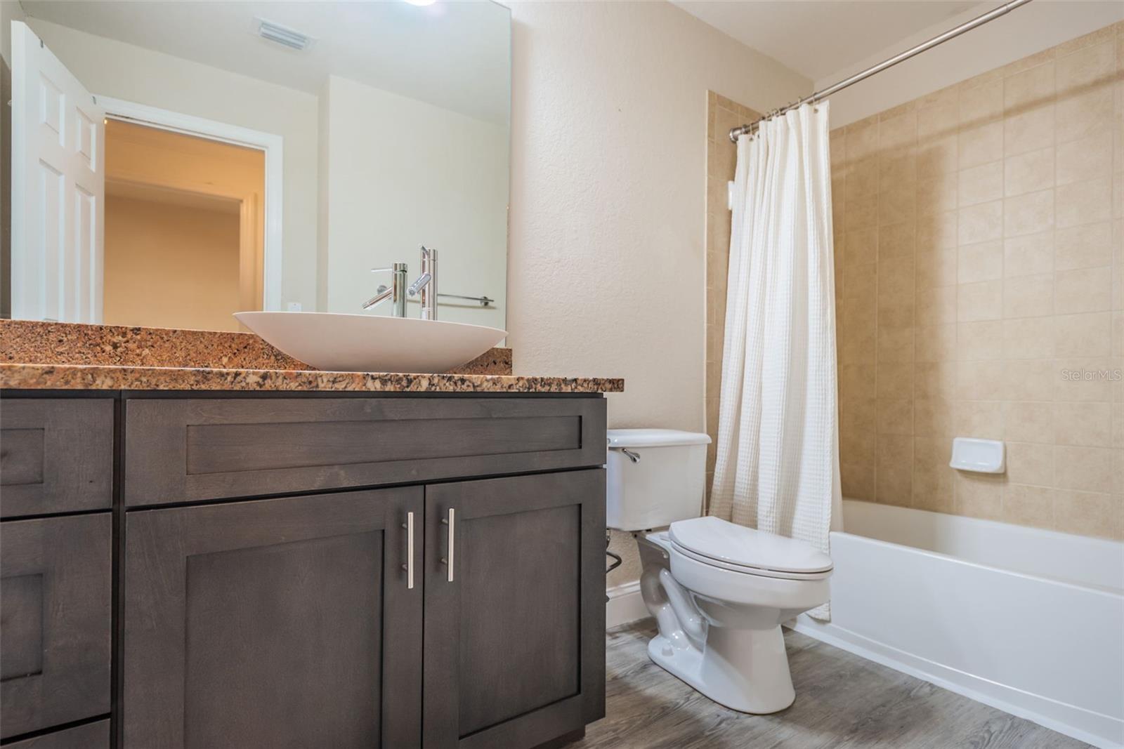 5215 BEACH BREEZE CT #5215 — photo 35