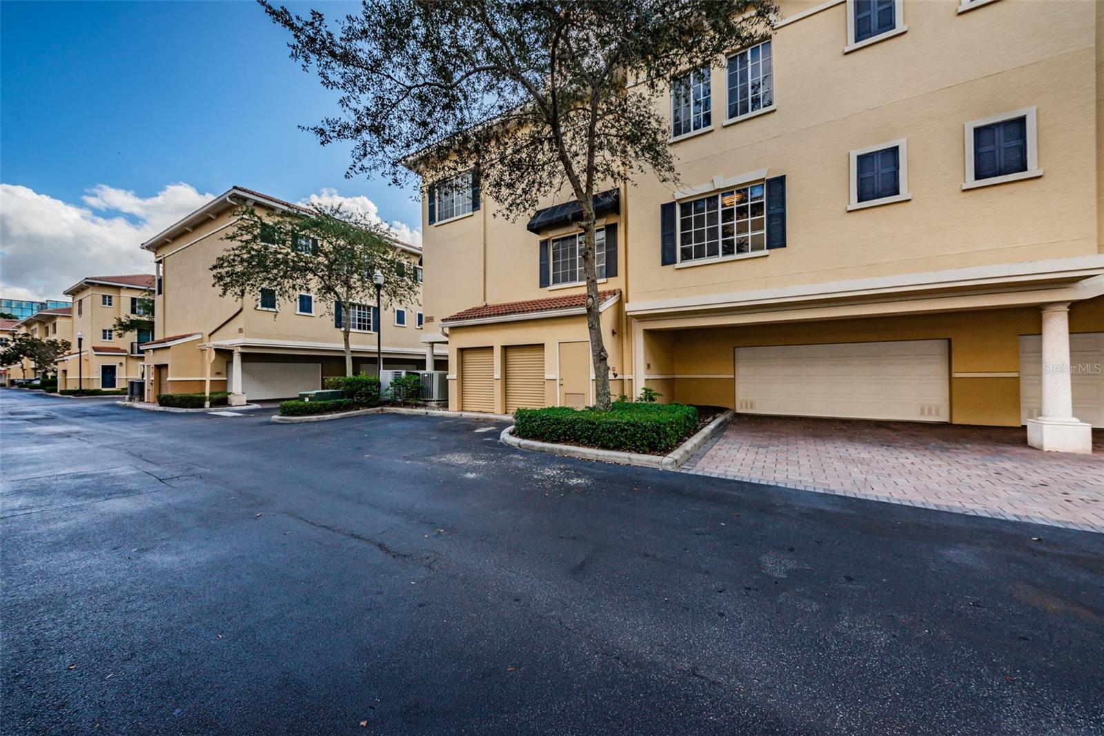 5215 BEACH BREEZE CT #5215 — photo 3