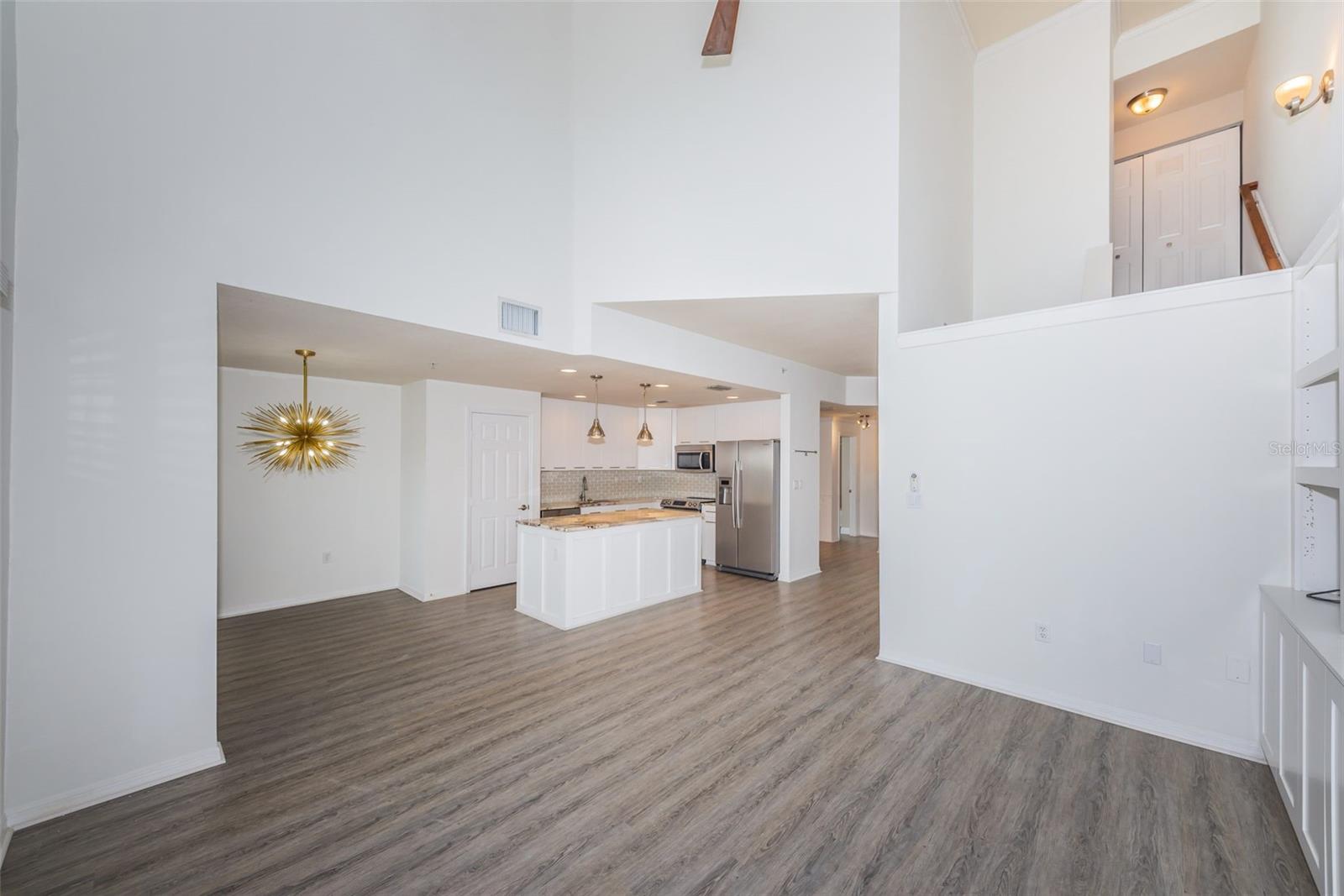 5215 BEACH BREEZE CT #5215 — photo 8