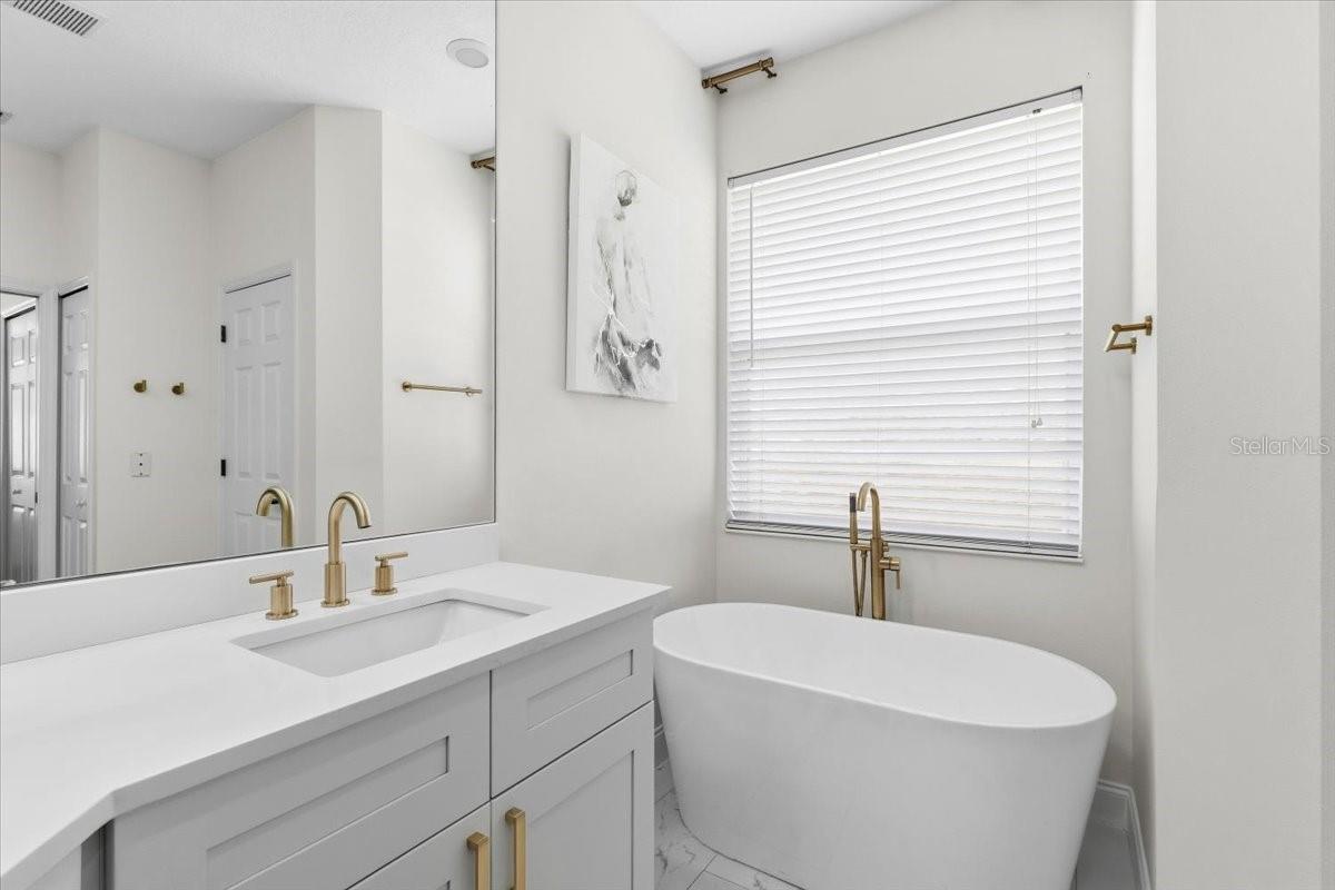 8120 TABBYSTONE PL — photo 56