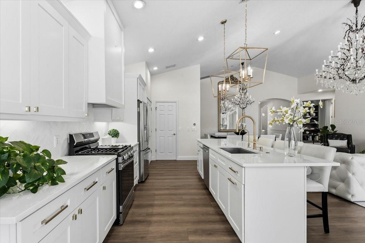 8120 TABBYSTONE PL — photo 26