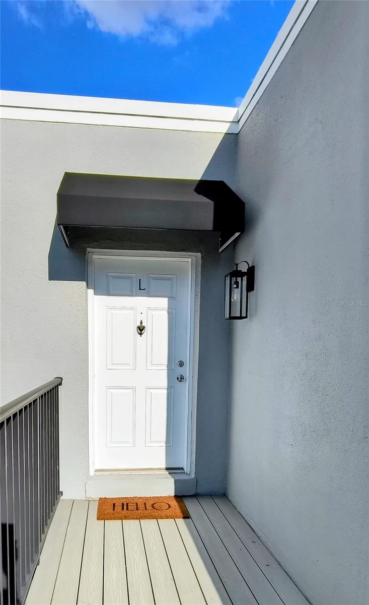 201 S ARRAWANA AVE #L — photo 16