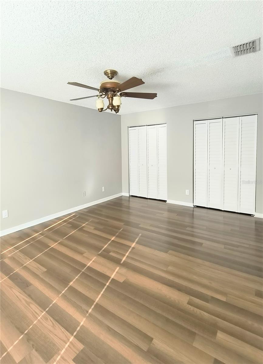 201 S ARRAWANA AVE #L — photo 9