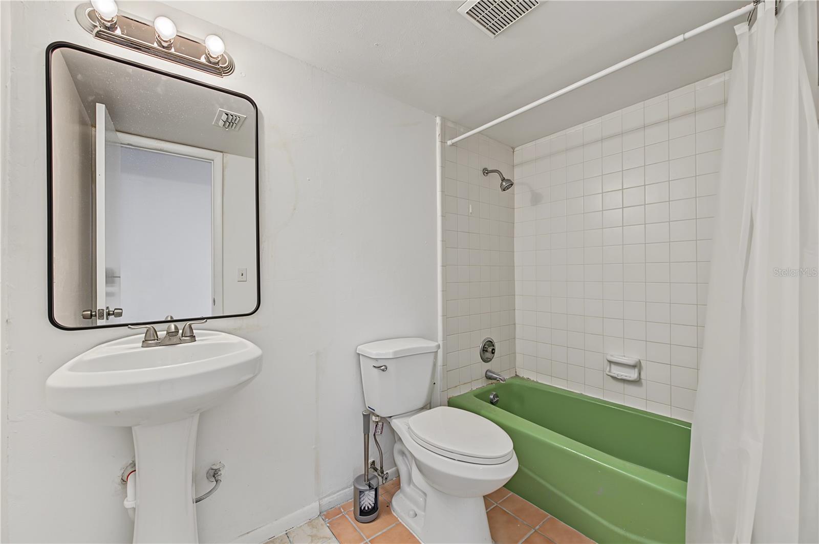 3650 COPPERTREE CIR — photo 18