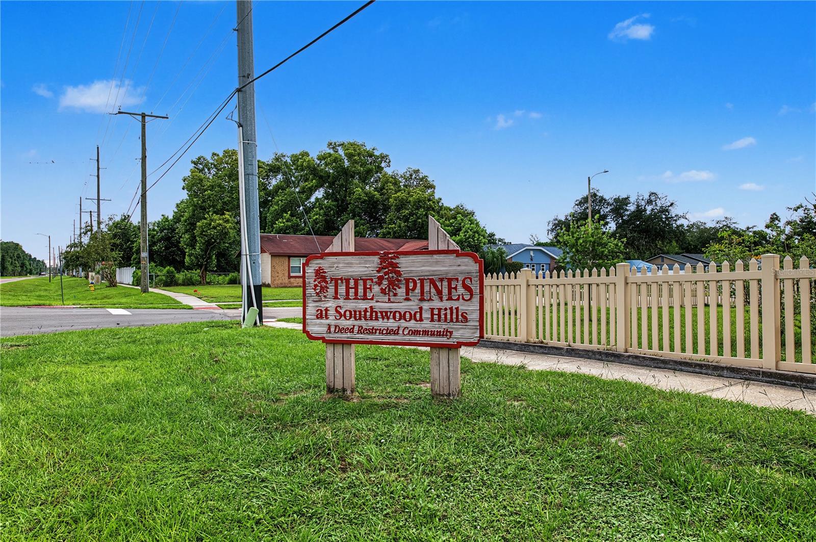 3650 COPPERTREE CIR — photo 2