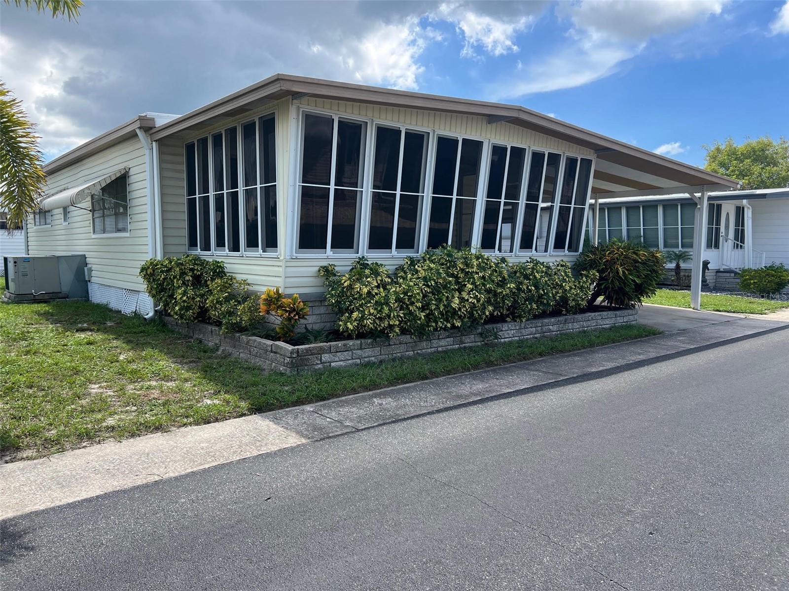 19 PINDO PALM ST W — photo 4