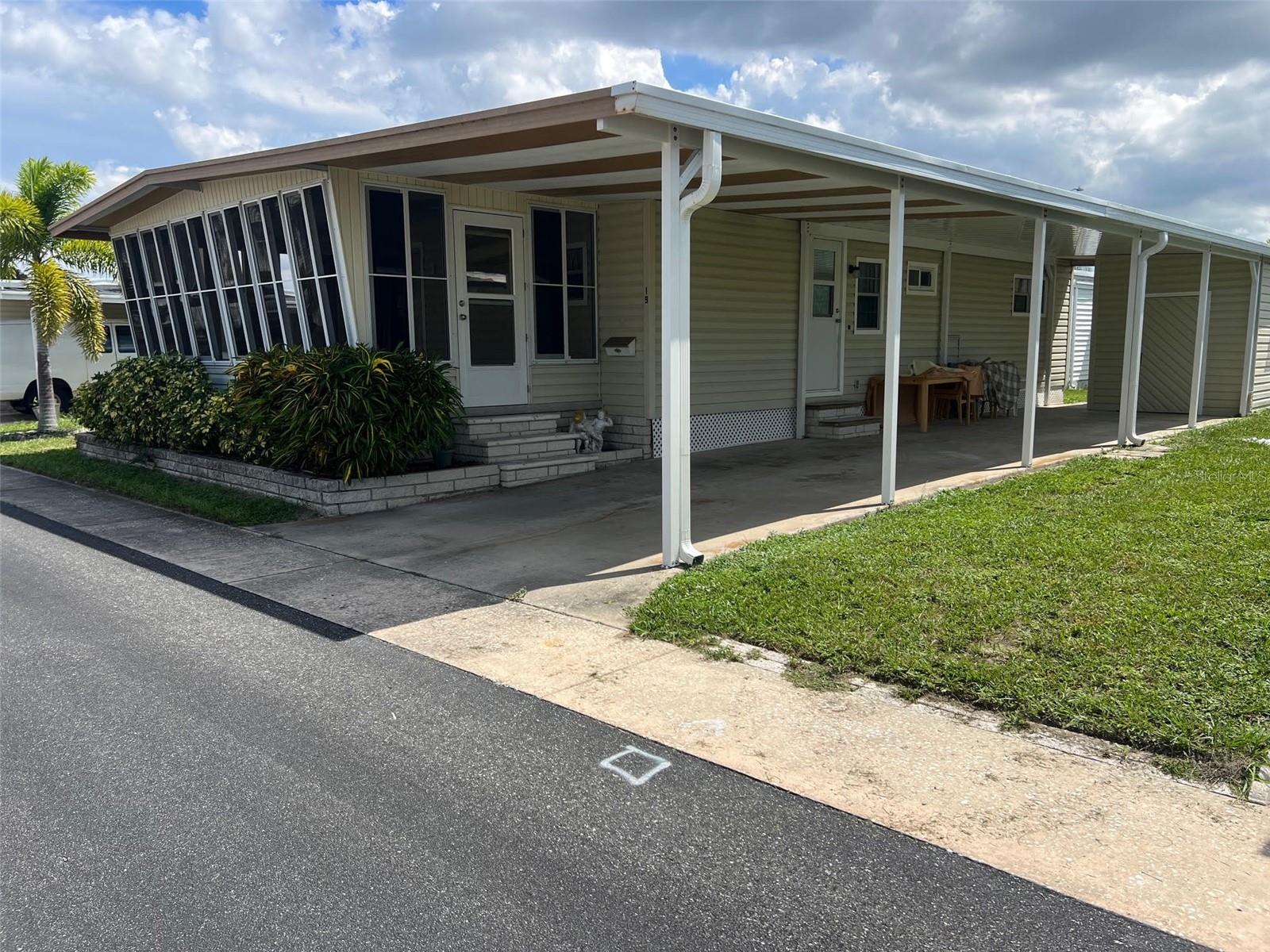 19 PINDO PALM ST W — photo 2