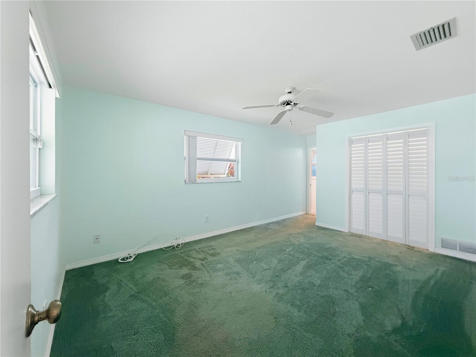 14036 THACHER AVE — photo 15