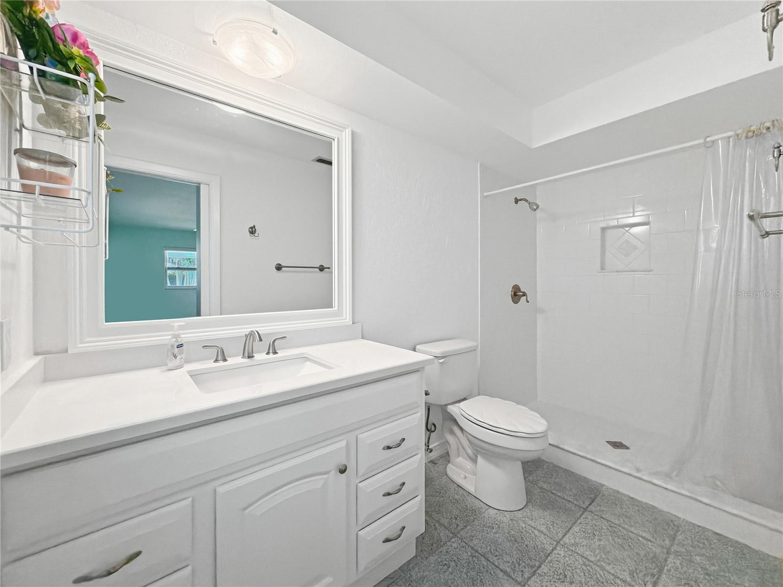14036 THACHER AVE — photo 17
