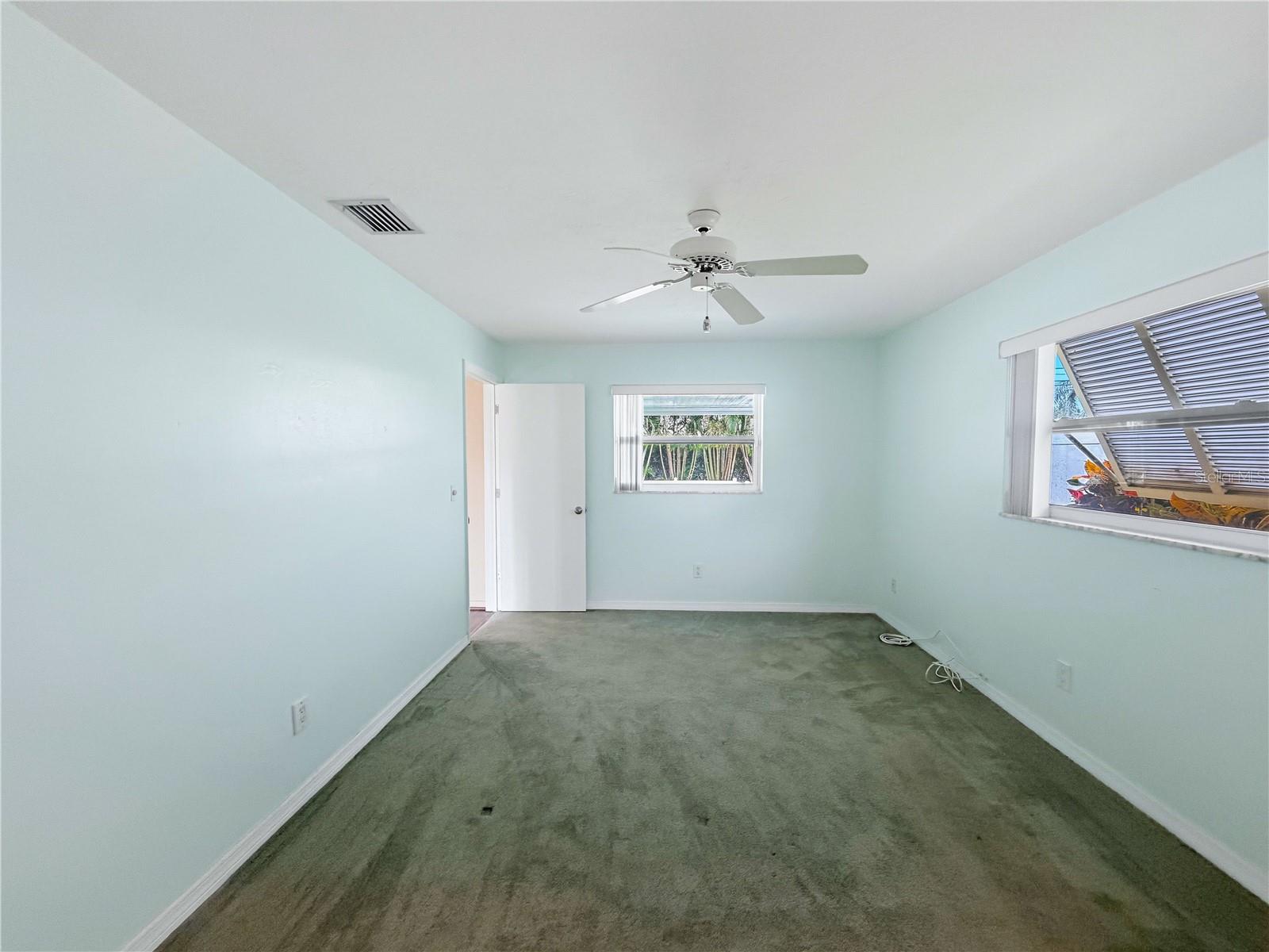 14036 THACHER AVE — photo 16